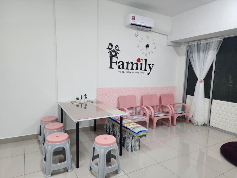 Cozy Familee Homestay Simpang Ampat  ภายนอก รูปภาพ