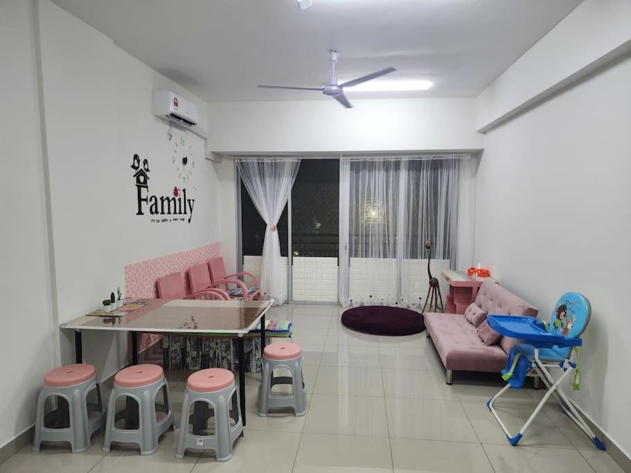 Cozy Familee Homestay Simpang Ampat  ภายนอก รูปภาพ